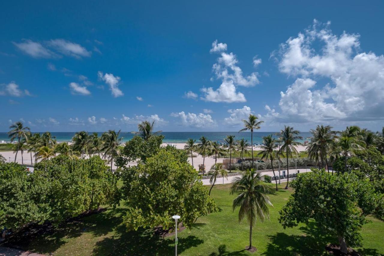 Strand Ocean Drive Suites Miami Beach Exterior photo