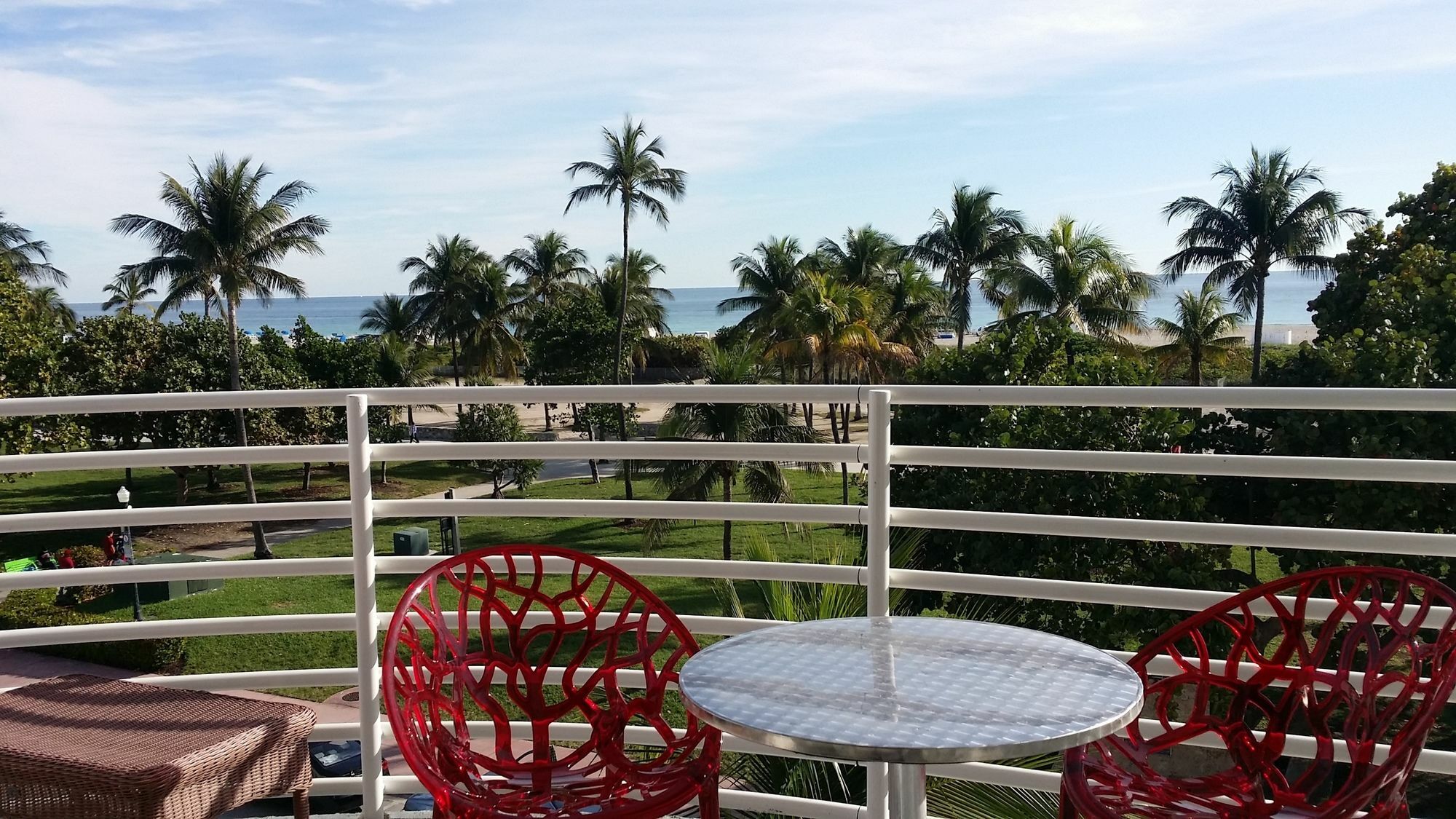 Strand Ocean Drive Suites Miami Beach Exterior photo